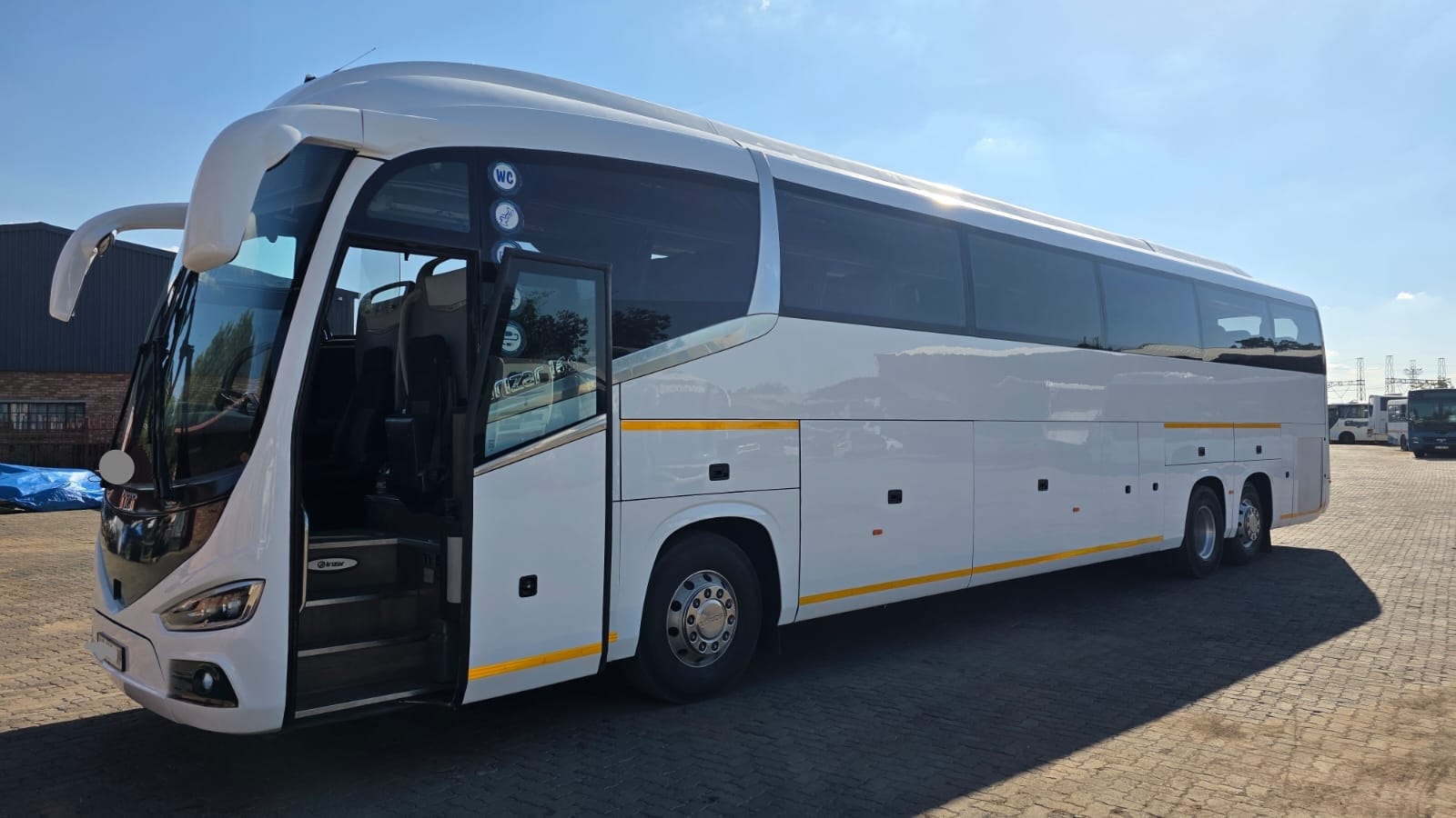 Irizar I 6 S Luxury bus