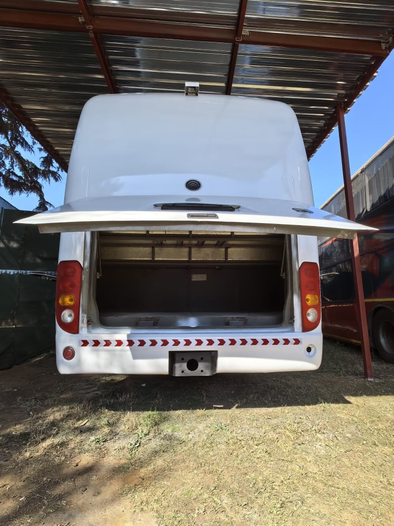 Yutong 36 Seater Bus 2013