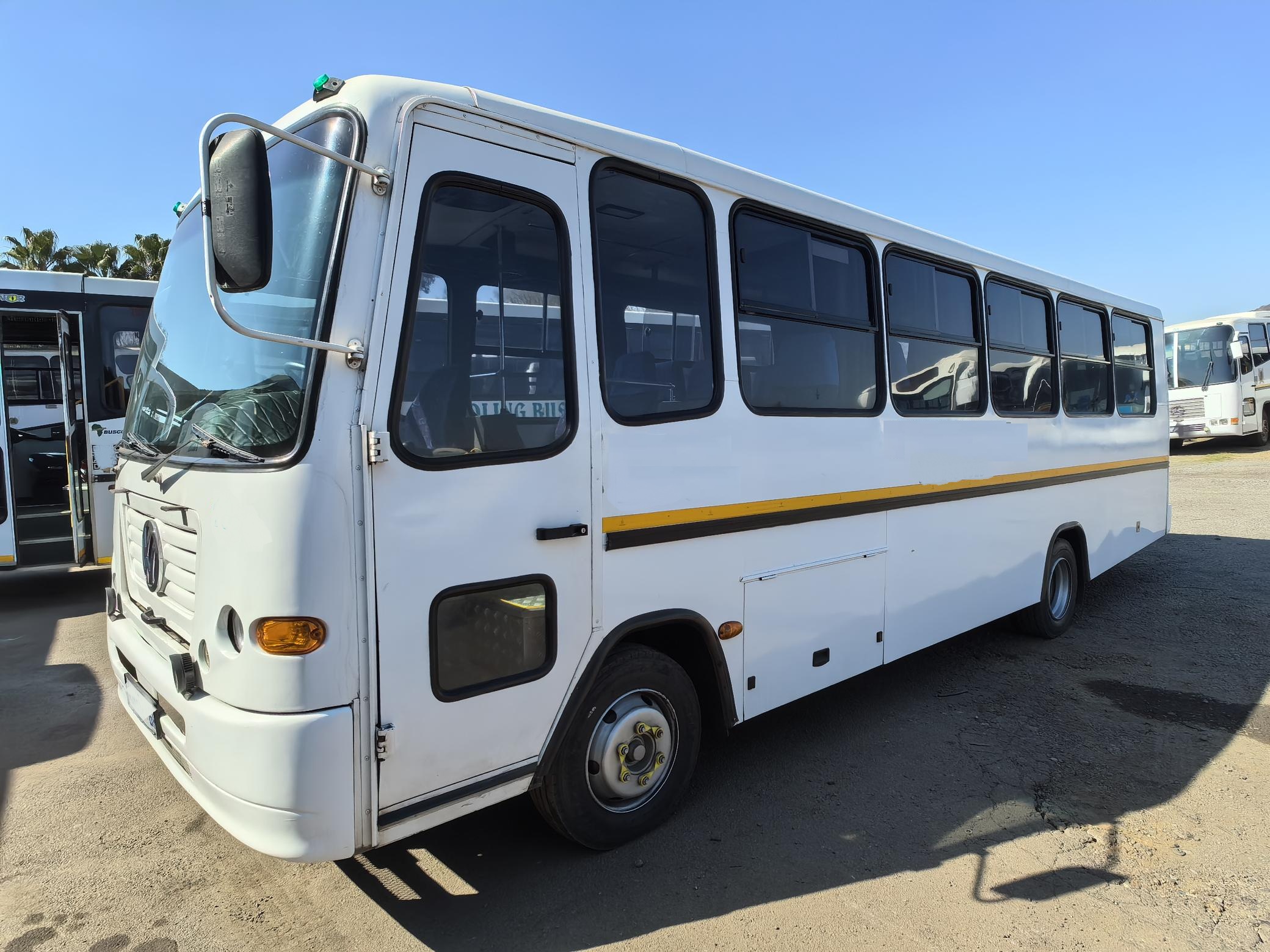 VW 9150 BUS (Turbo Motor)