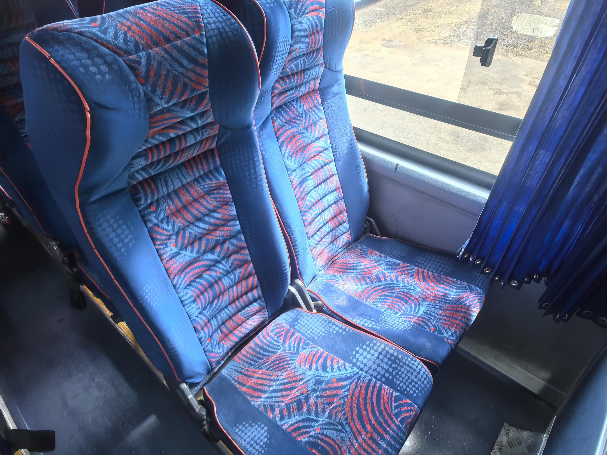 MCV BUS  Volvo B 9 R