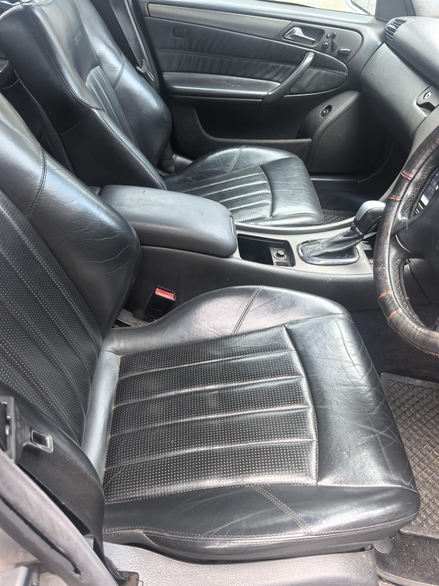 Mercedes Benz C 32 AMG  V 6 Kompressor