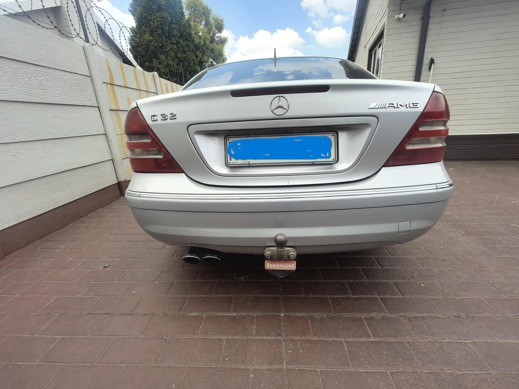 Mercedes Benz C 32 AMG  V 6 Kompressor