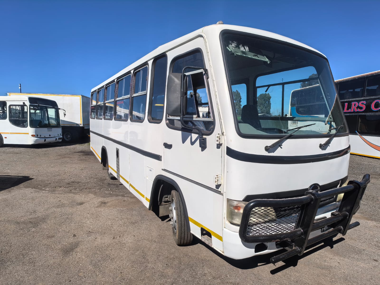 Hino 300 Bus 30 Seater