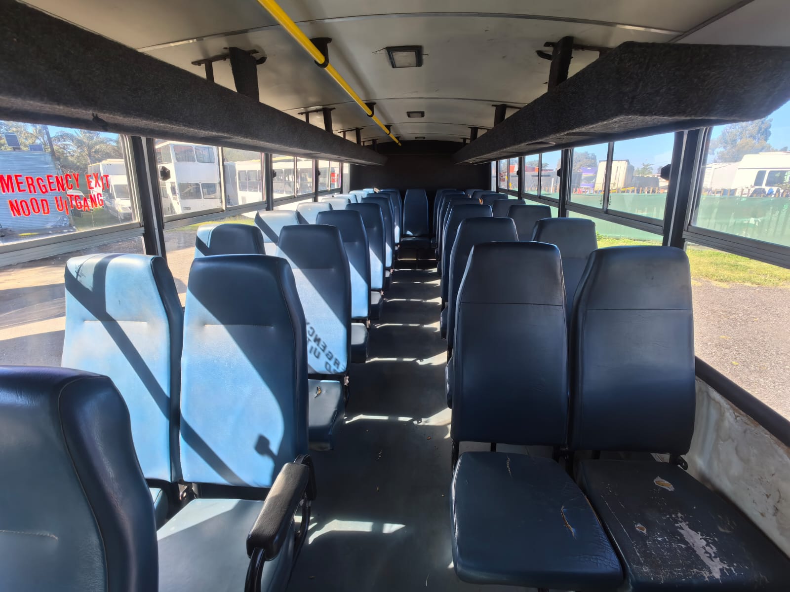 Hino 300 Bus 35 Seater