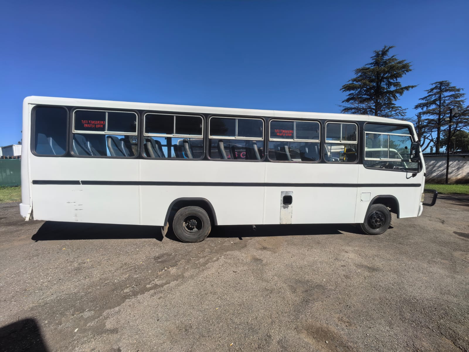 Hino 300 Bus 35 Seater