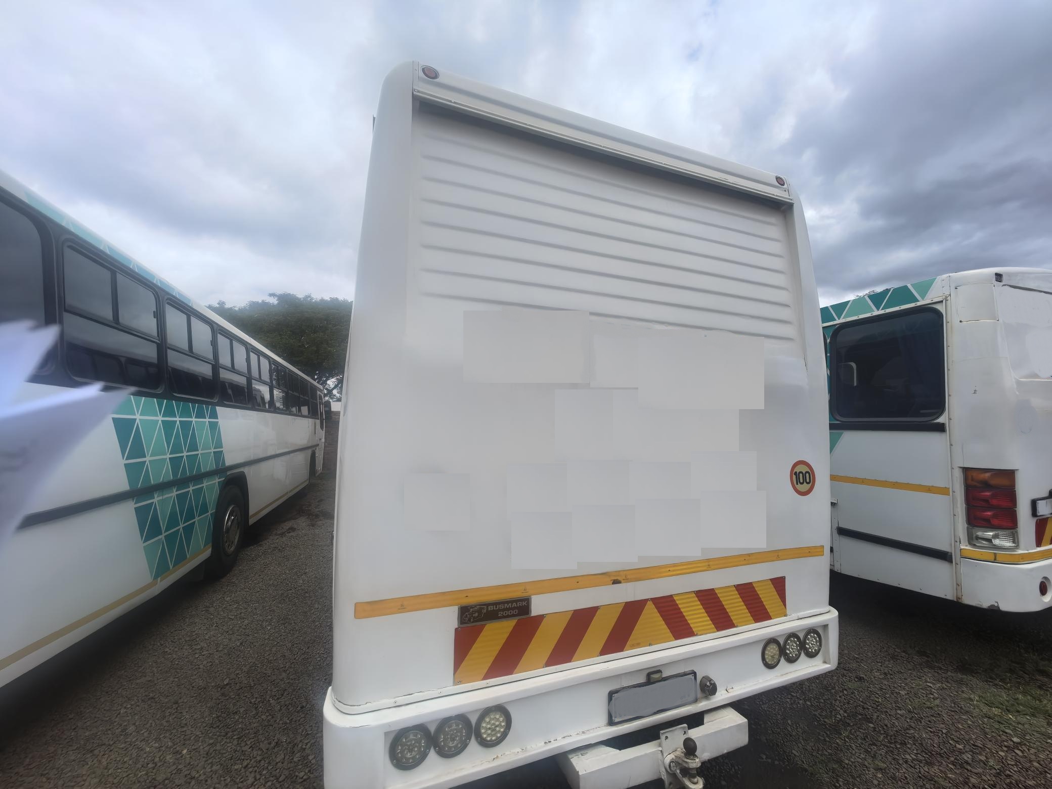 Nissan UD Diesel Bus