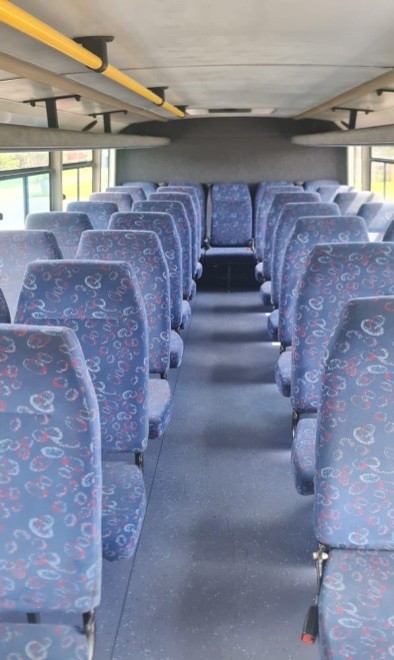 2013 Hino 915 (300 series) with Busmark body
